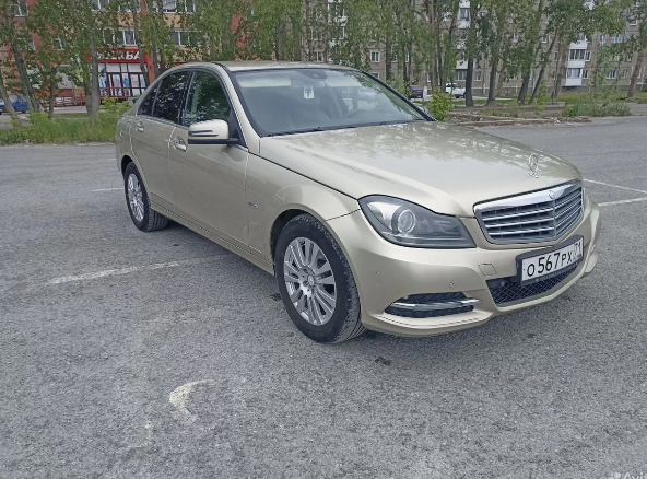 Сдам авто в аренду автомобиль